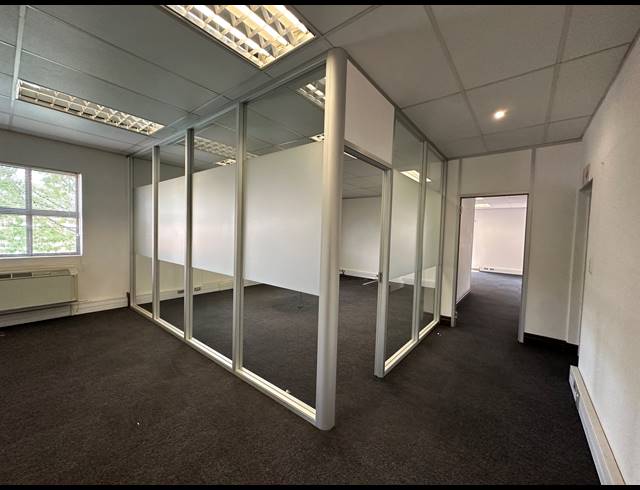 150M² OFFICE TO LET IN HIGHVELD TECHNOPARK